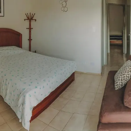 Apartamento Em Ubatuba 50M Do Mar Praia Grande-2